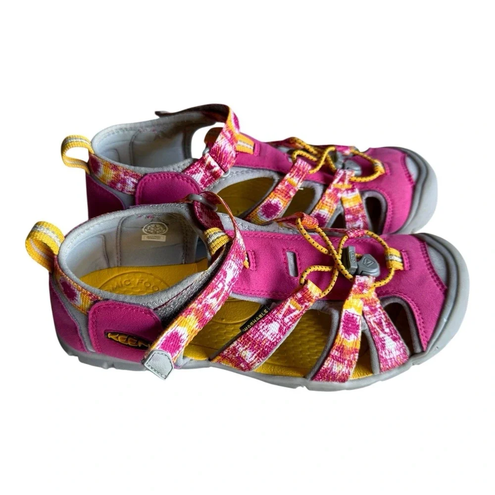Keen Pink Seacamp II CNX Fisherman Water Hiking Sandals‎ Big Girls Size 5 Shoes